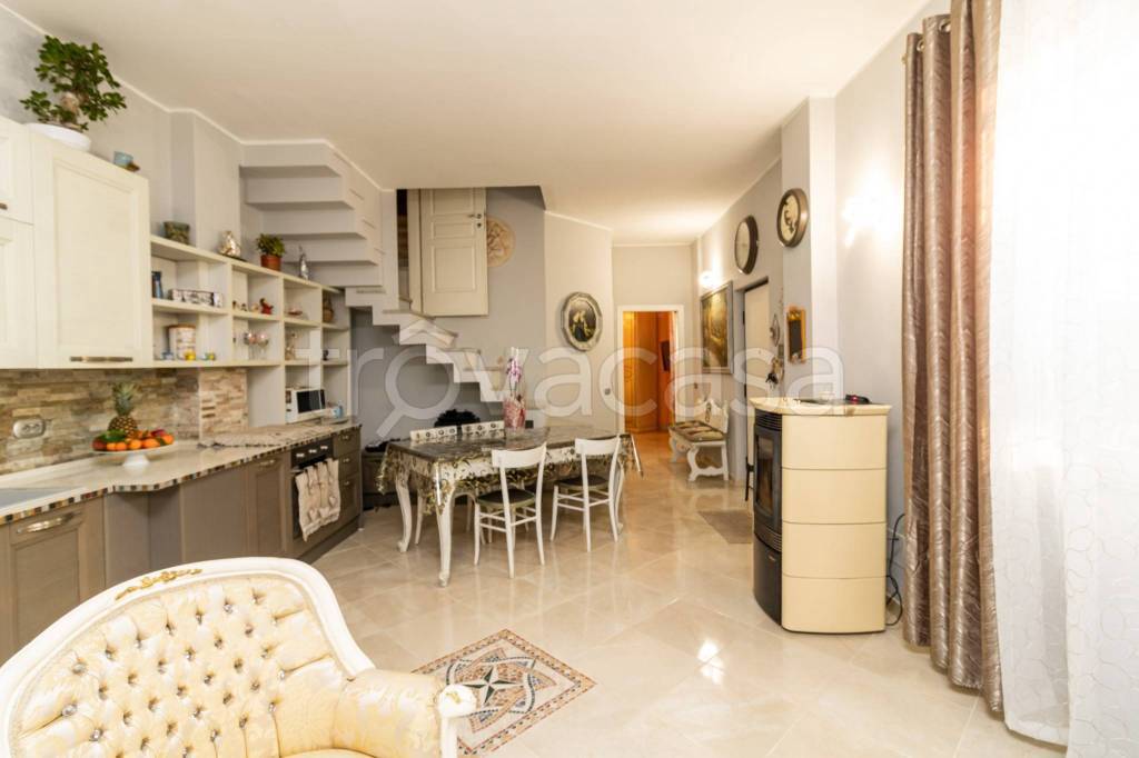 Villa in vendita a Monza viale Lombardia, 35