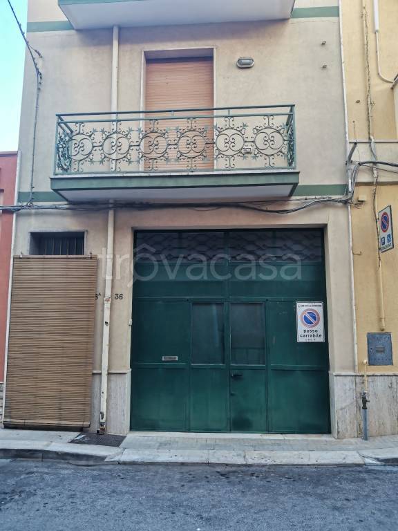Appartamento in in vendita da privato a San Vito dei Normanni via Notaio Giuseppe Ruggiero, 36