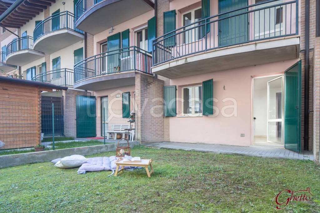 Villa a Schiera in vendita a Bondeno galileo galilei, snc