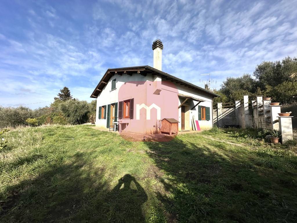 Villa in vendita a Zagarolo via Colle dell'Oro
