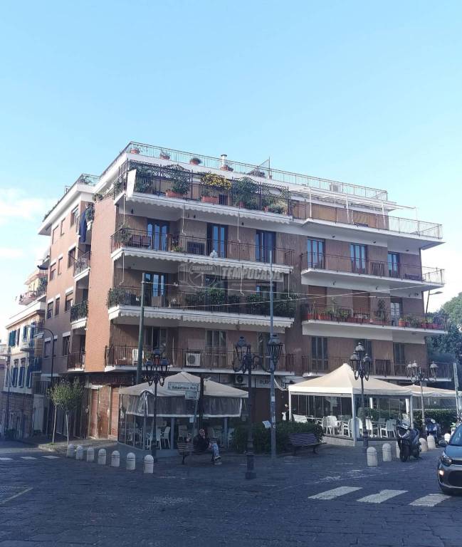 Appartamento in vendita a Portici piazza Sebastiano Poli 14