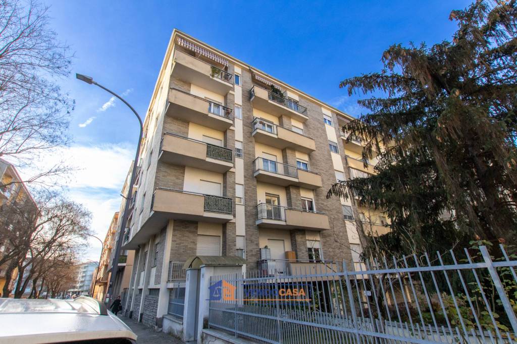 Appartamento in vendita ad Asti via Francesco Petrarca, 20