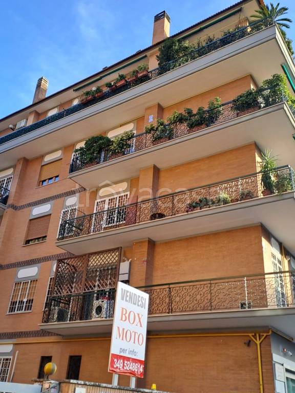 Appartamento in vendita a Roma piazzale Eugenio Morelli