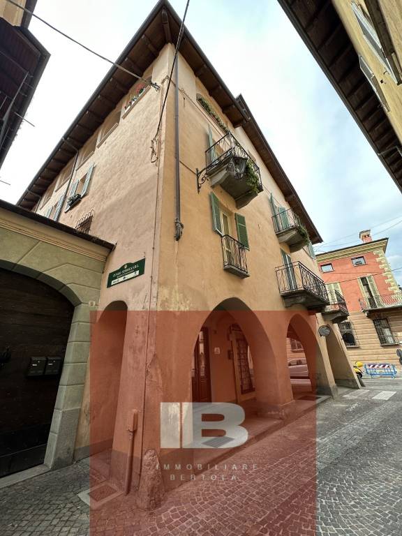 Appartamento in vendita a Dronero via Torino, 11