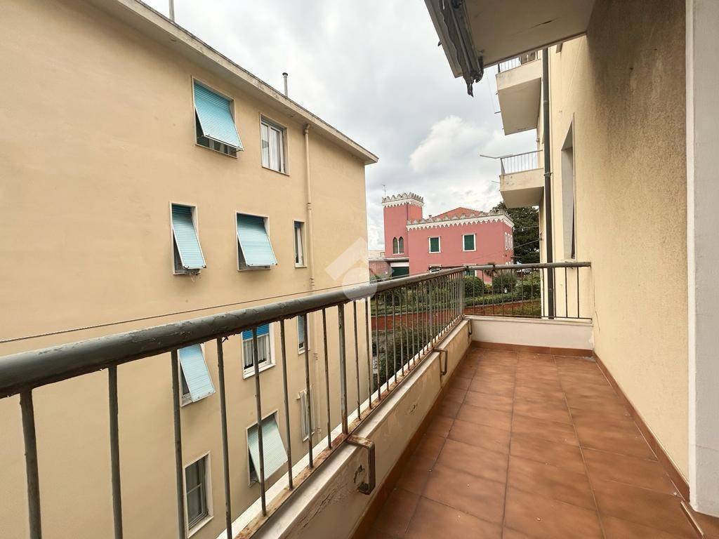 Appartamento in vendita a Genova via loano, 14