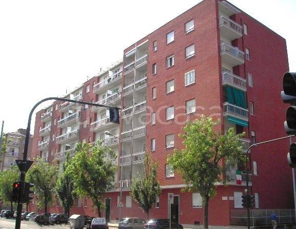 Appartamento in vendita a Torino via Bernardo De Canal, 41