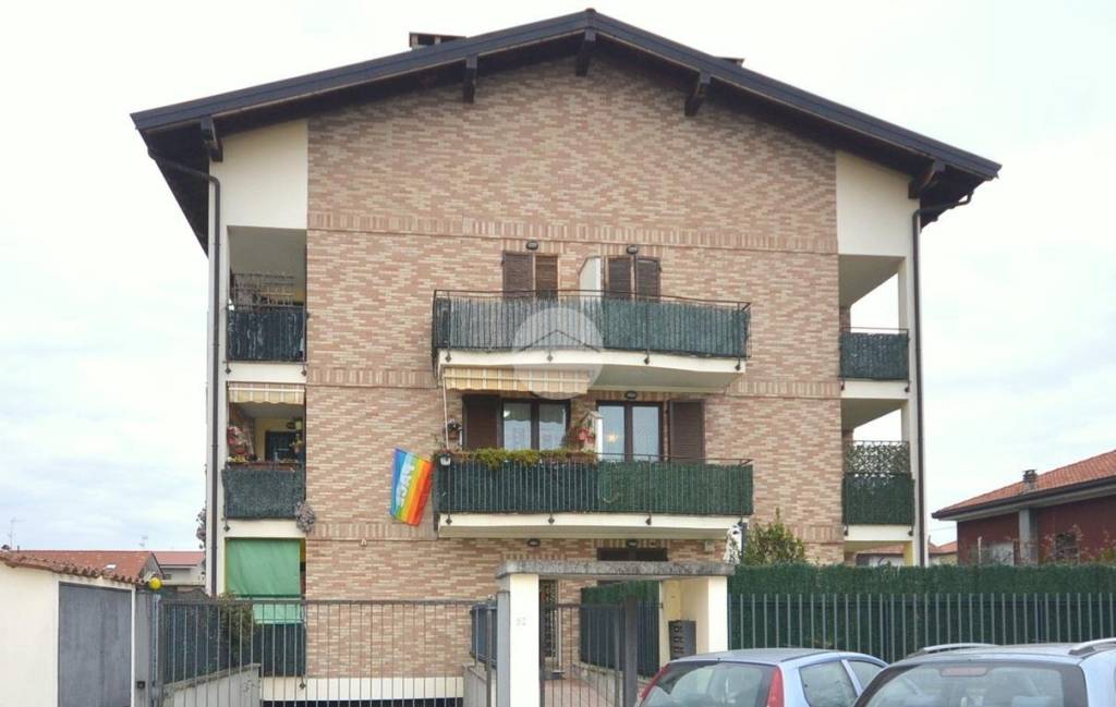 Appartamento in vendita a Uboldo via IV Novembre, 52