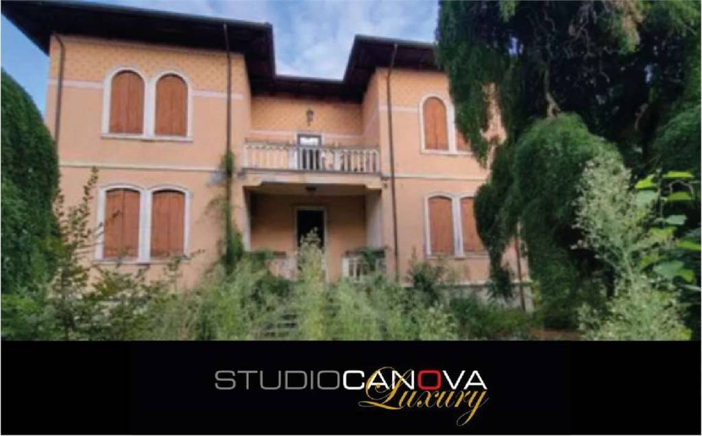 Villa in vendita a Sant'Urbano via Valgrande