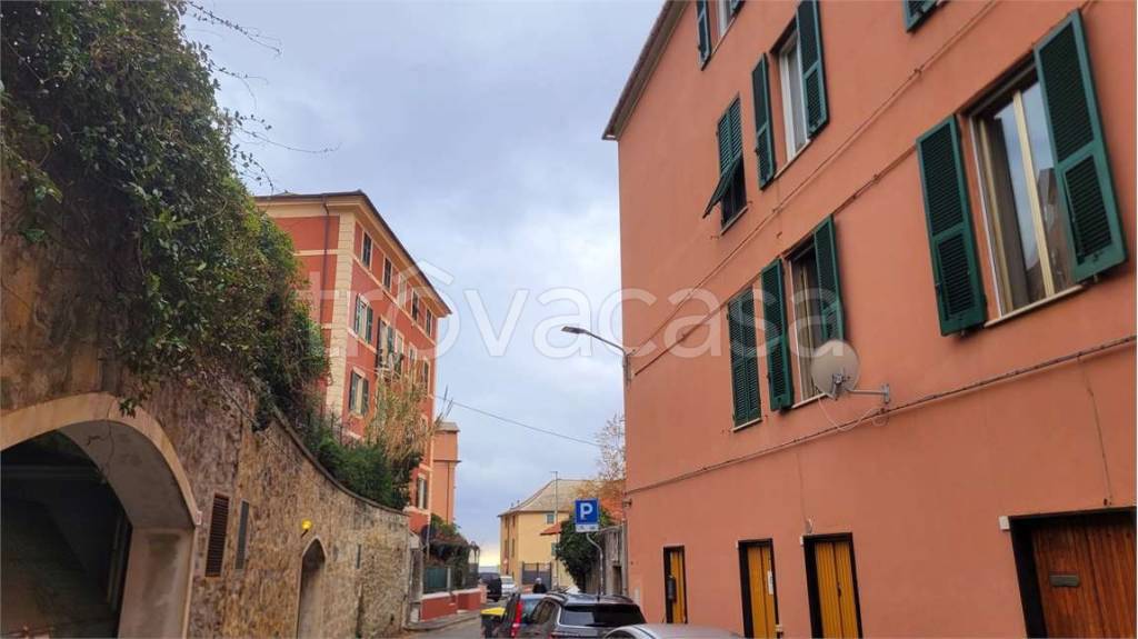 Appartamento in vendita a Genova via chighizola