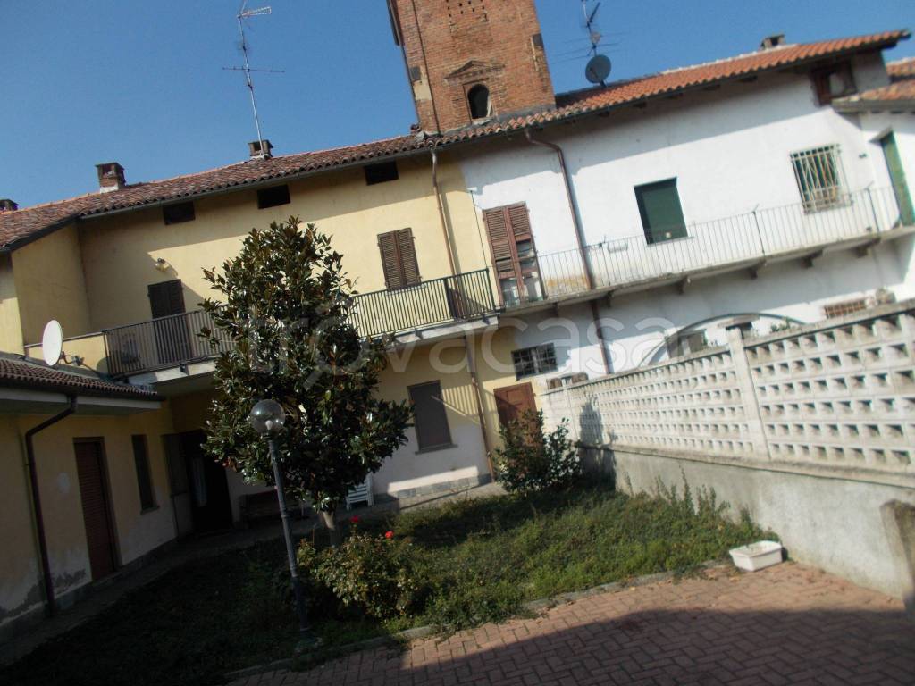 Villa Bifamiliare in vendita a Stroppiana via Piero Roncarolo