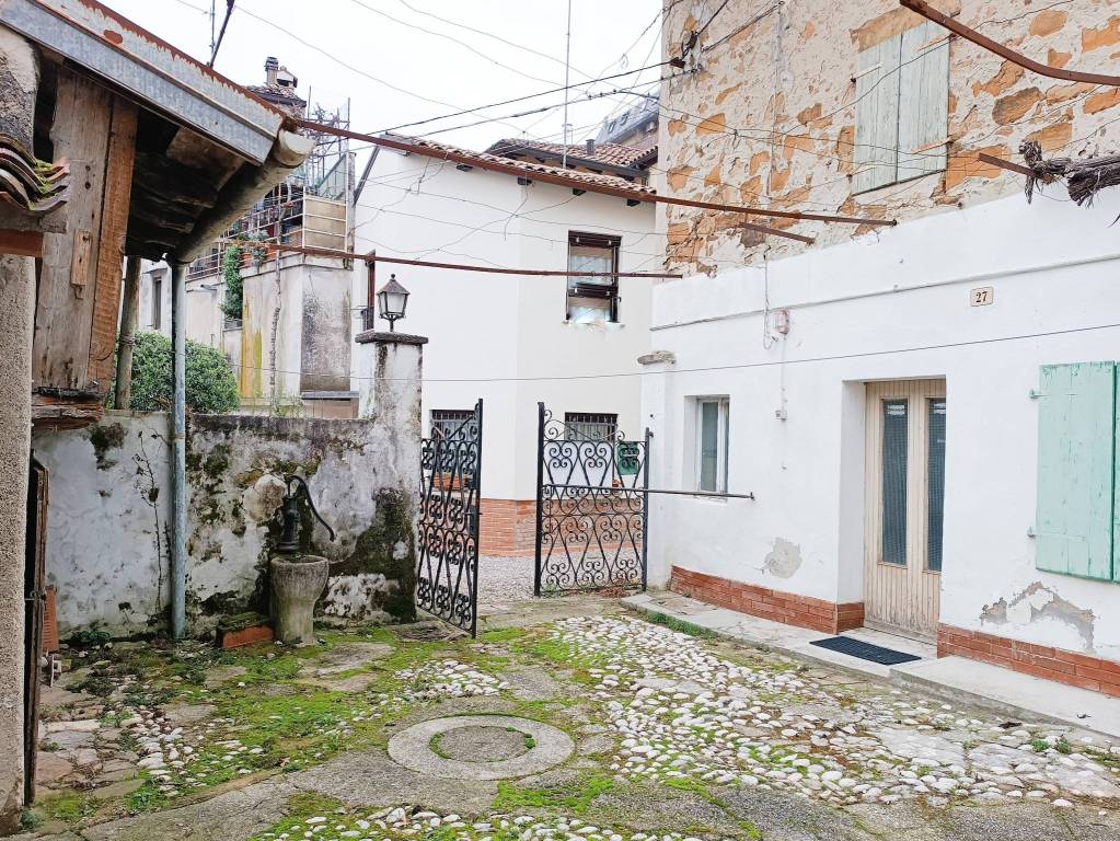 Villa a Schiera in vendita a Cormons via Udine, 25