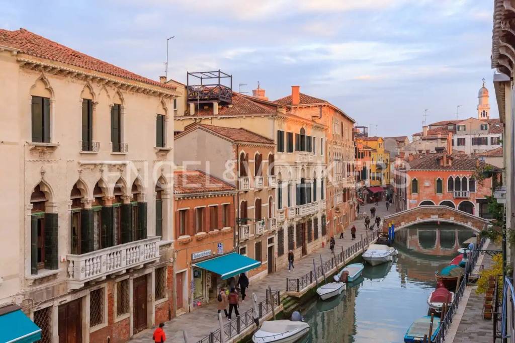 Appartamento in vendita a Venezia fondamenta del Gaffaro