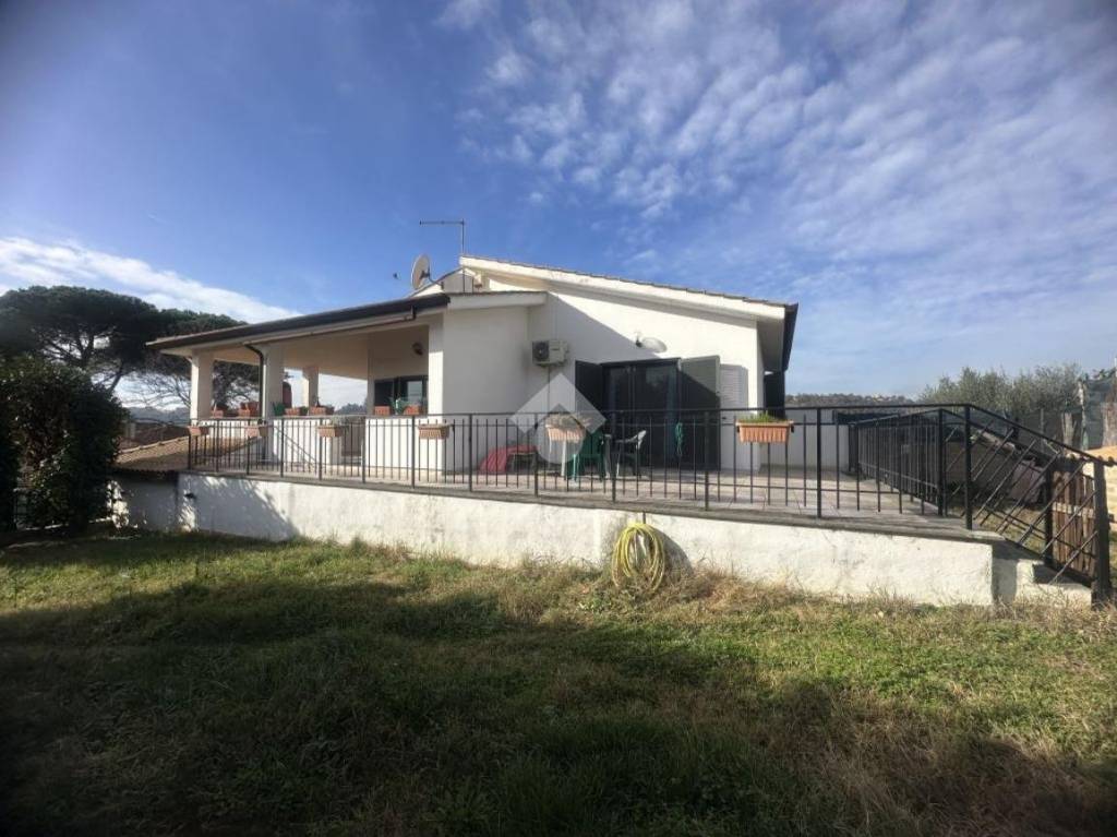 Villa Bifamiliare in vendita a Castelnuovo di Porto via x strada, 6