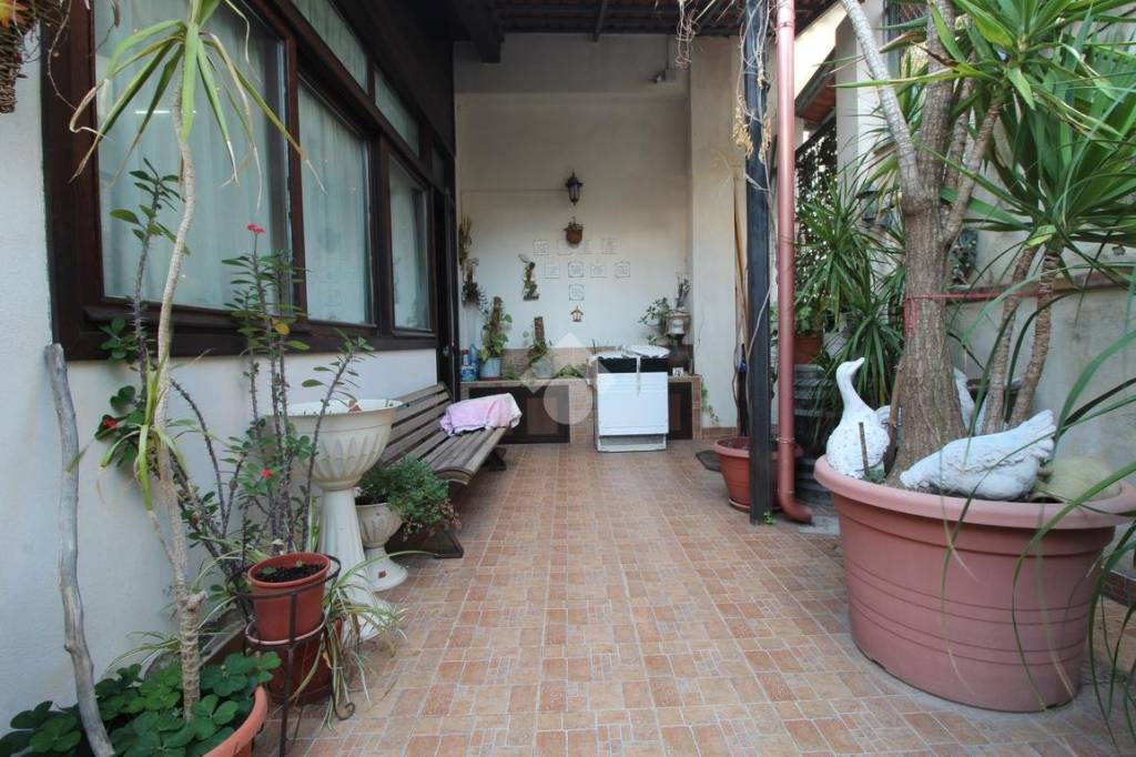 Casa Indipendente in vendita a Reggio di Calabria via Rione g traversa C, 20