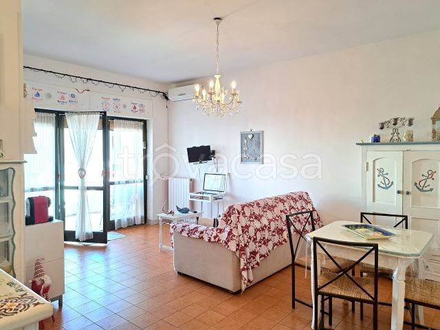 Appartamento in vendita a Santa Marinella via Giulio Cesare, 49