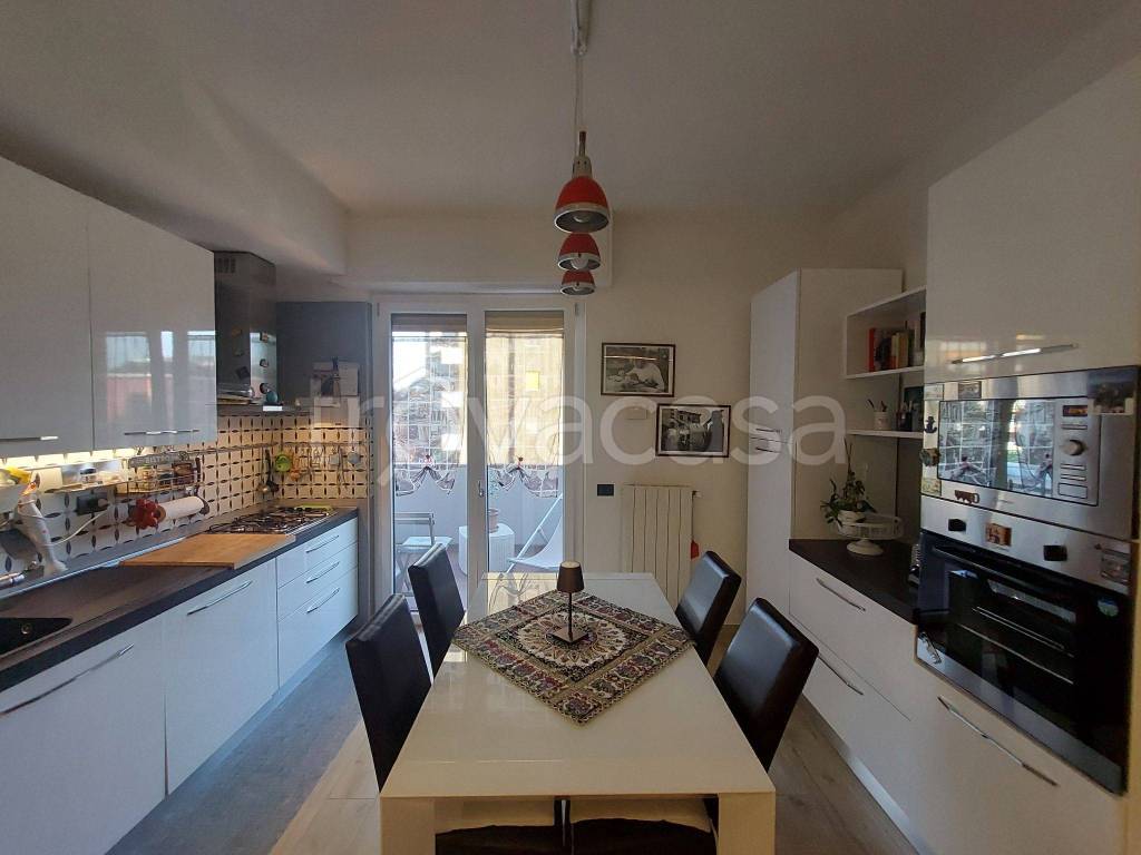 Appartamento in in vendita da privato a San Donato Milanese via Rodolfo Morandi, 2