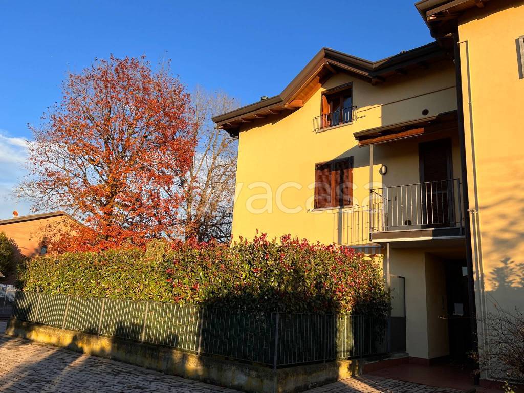 Appartamento in in vendita da privato a Varese via Mezana, 21