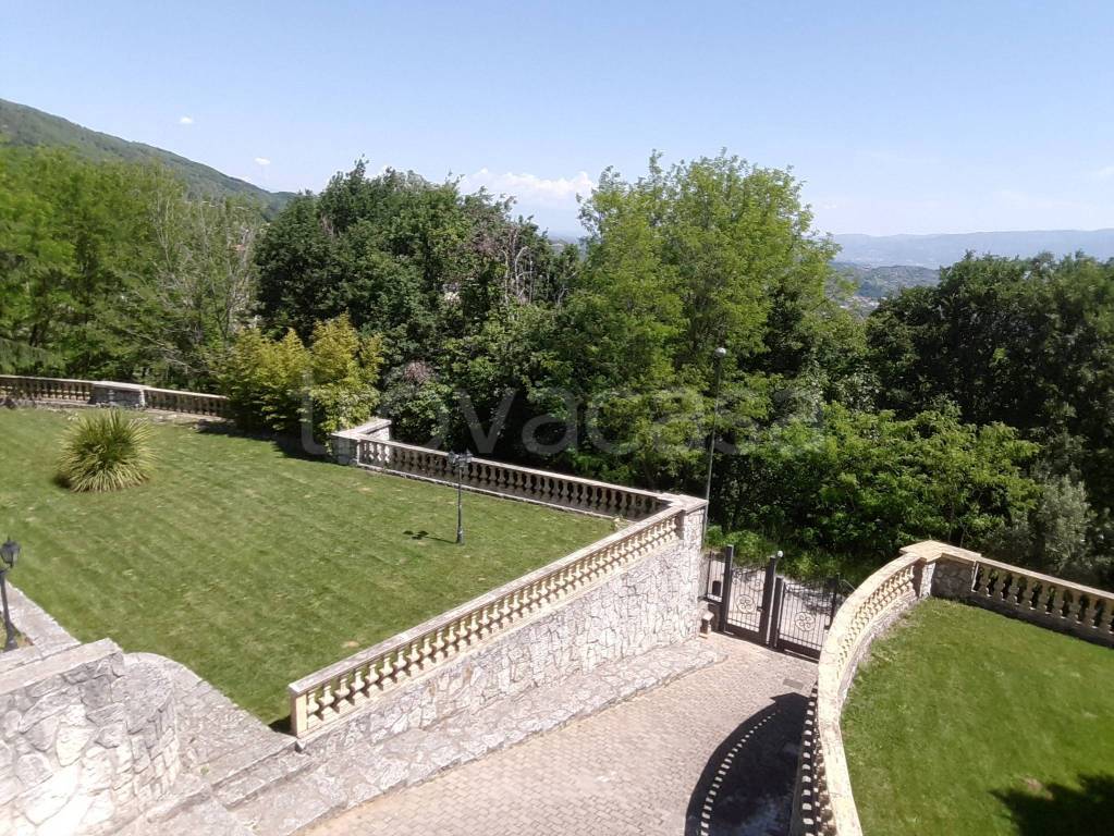 Villa in vendita a Marano Principato via Tenuti, 12