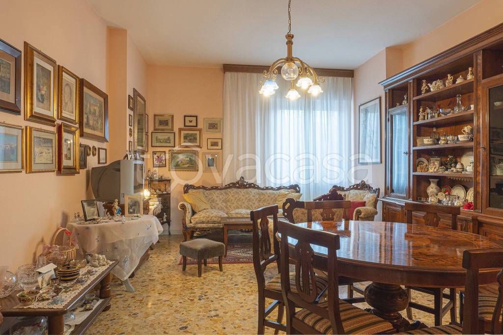 Appartamento in vendita a Montecatini-Terme via Giovanni Boccaccio, 6