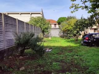 Terreno residenziale in affitto a gorla maggiore via madonnina, 31