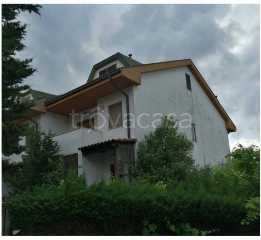 Villa a Schiera in in vendita da privato a Folignano via Fabriano, 2
