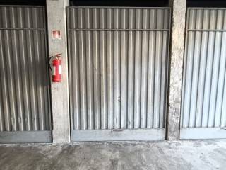 Garage in affitto a varese via tonale, 63