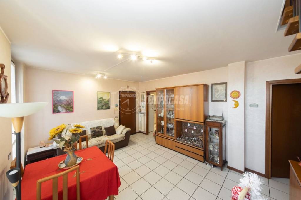 Appartamento in vendita a Veduggio con Colzano via Sant'Antonio 9/g