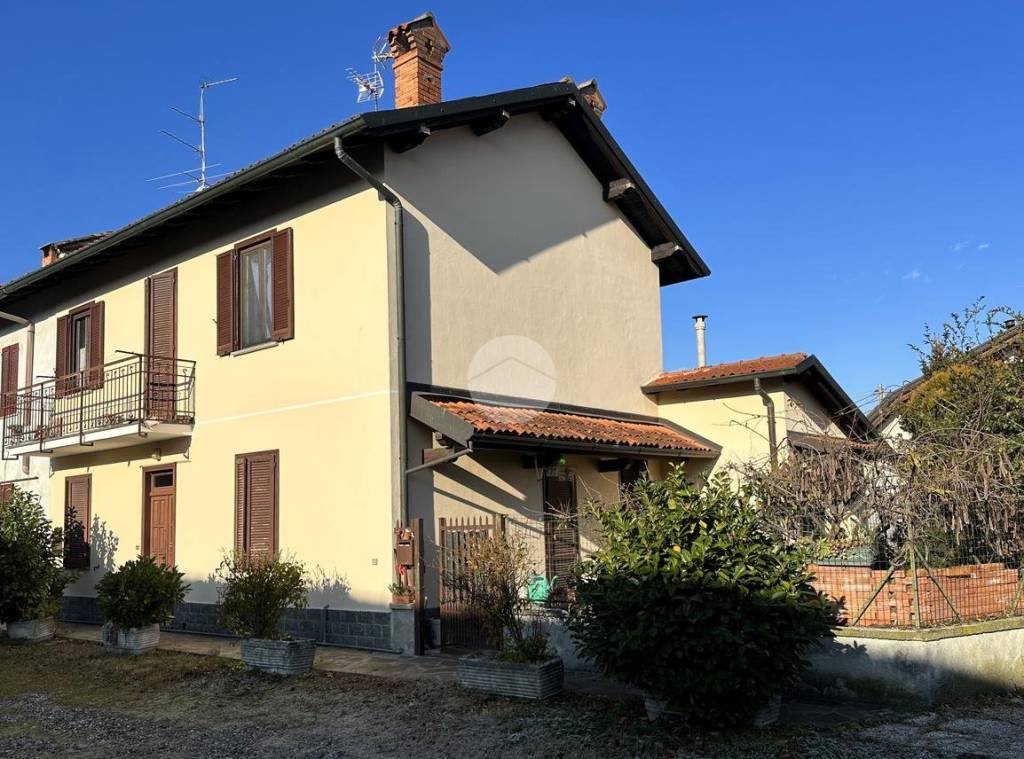 Villa a Schiera in vendita a Corbetta via Casnati, 9