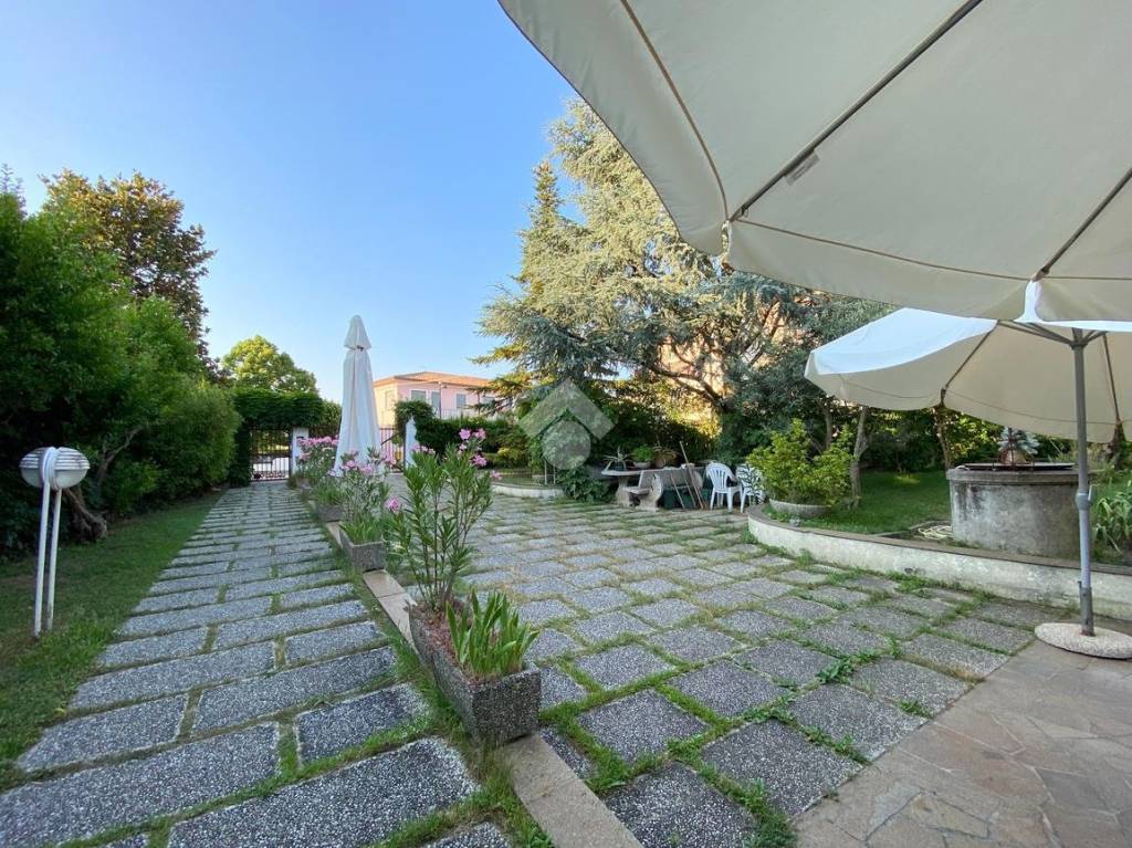 Villa Bifamiliare in vendita ad Abano Terme