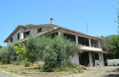 Villa Bifamiliare in in vendita da privato a Roma via Fosso degli Arcacci, 30