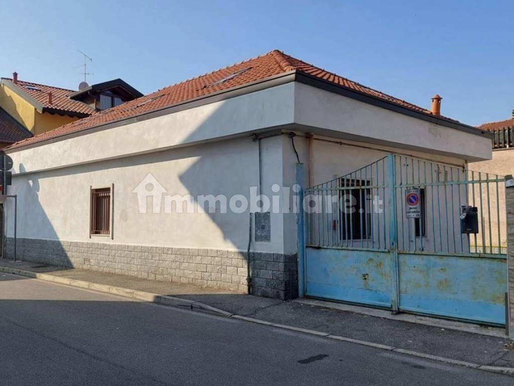 Casa Indipendente in in vendita da privato a Rho via Vidiserti, 8