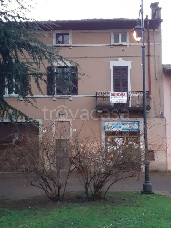 Casa Indipendente in in vendita da privato a Treviglio piazza Mentana