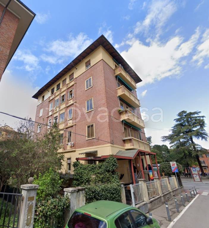 Appartamento in affitto a Bologna via Mauro Sarti