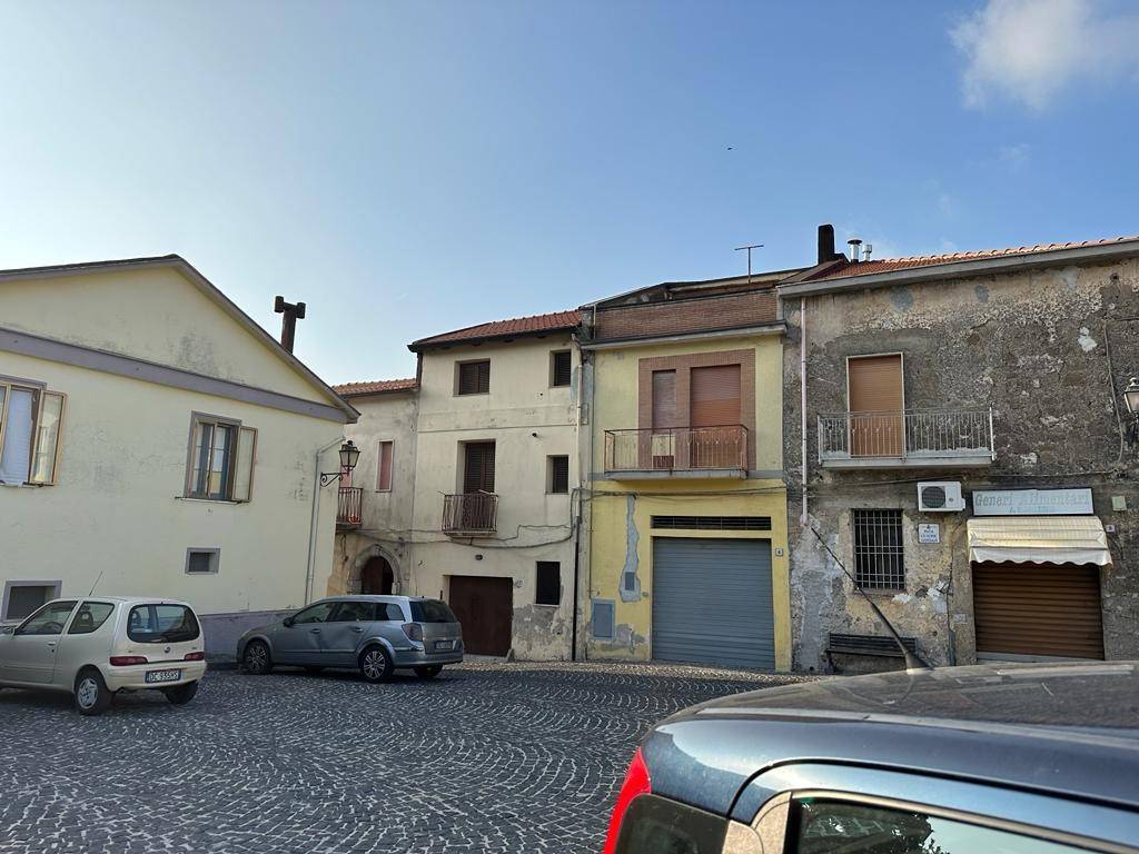 Appartamento in vendita a Calvanico via Madonna di Loreto, 2