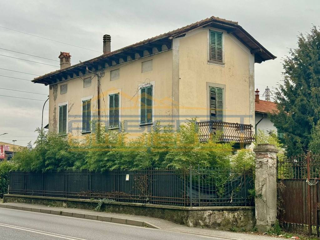 Intero Stabile in vendita a Cernusco Lombardone via Spluga, 53