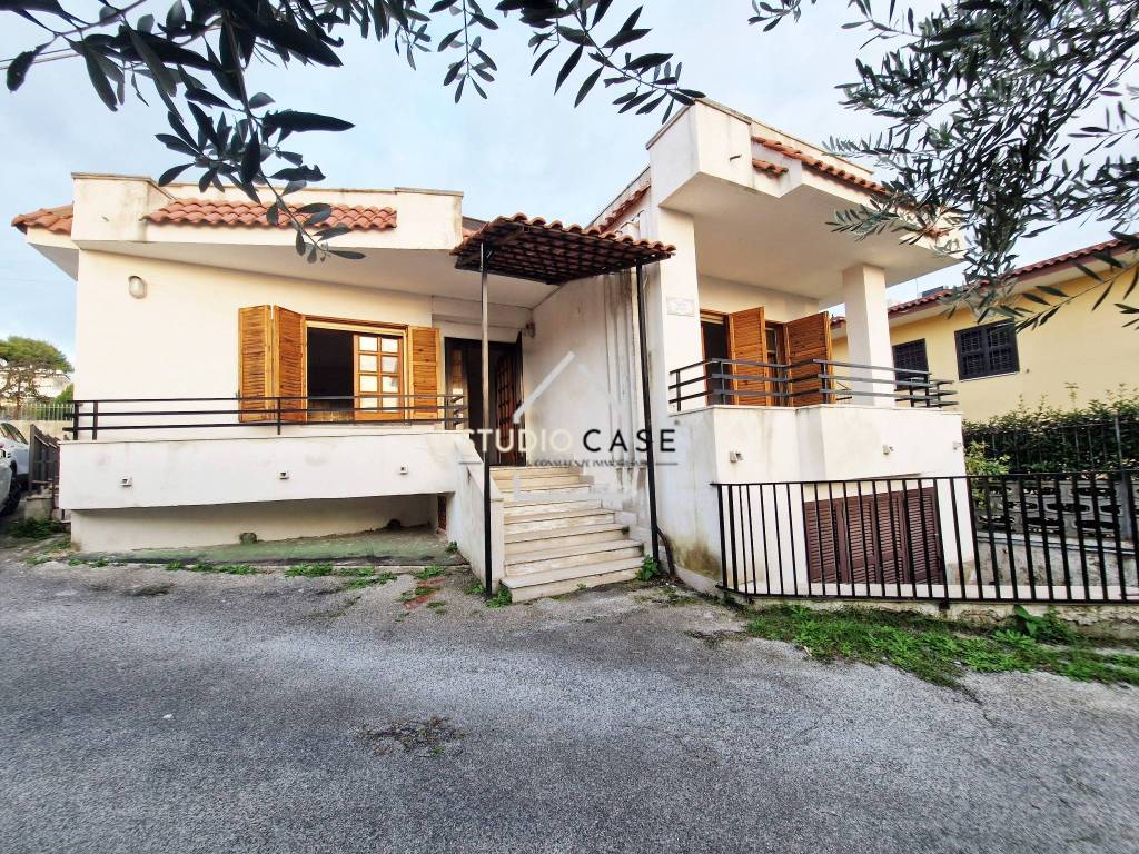 Villa in vendita a Pozzuoli via Monte Nuovo Licola Patria, 122