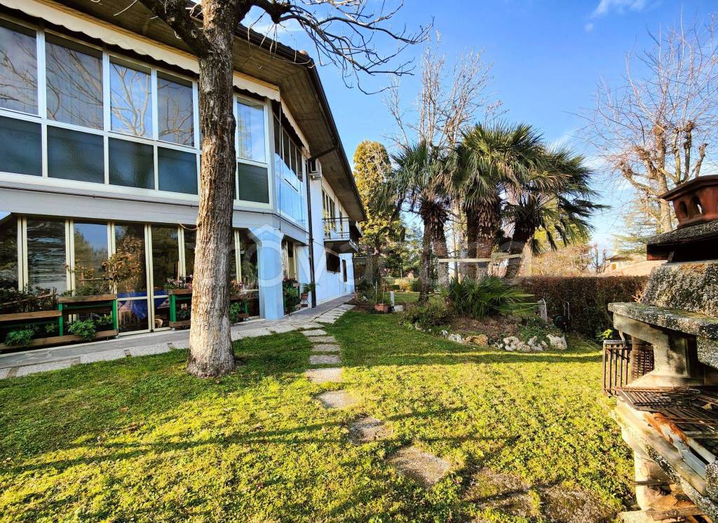 Villa Bifamiliare in vendita a Zola Predosa via Colle Verde