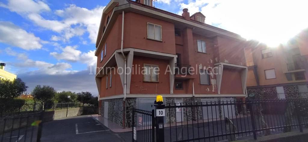 Appartamento in vendita a Borghetto Santo Spirito via Castellaro, 10