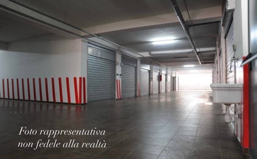 Garage in vendita a Cuneo via Statuto