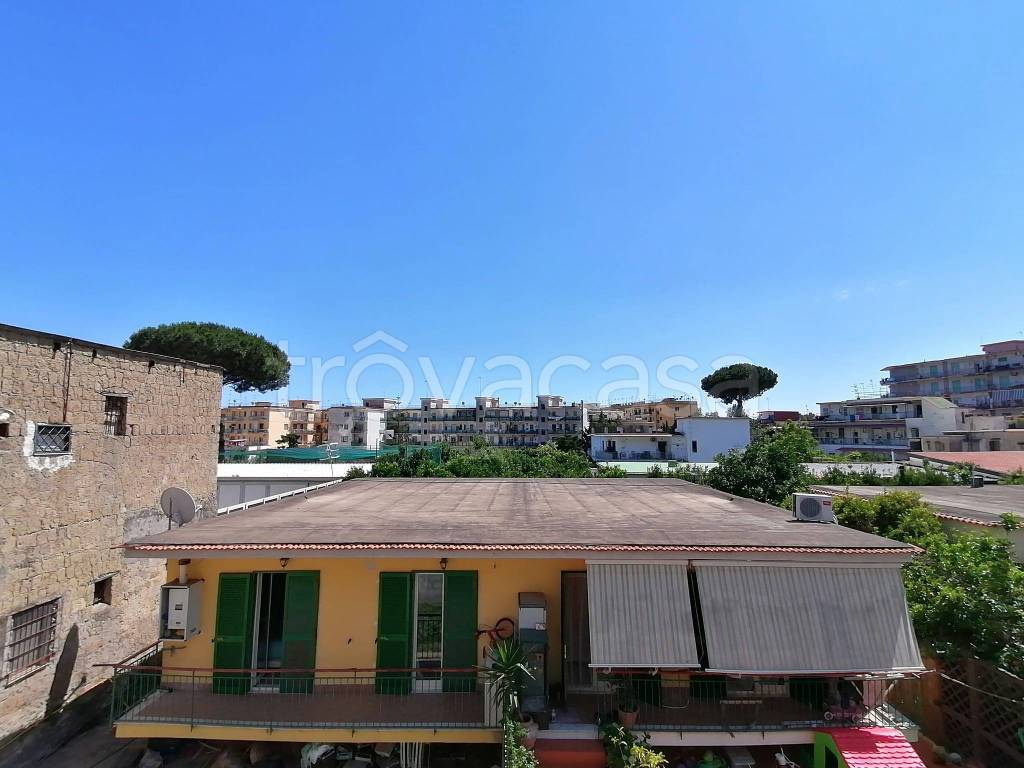 Appartamento in vendita a Napoli via Filippo Bottazzi
