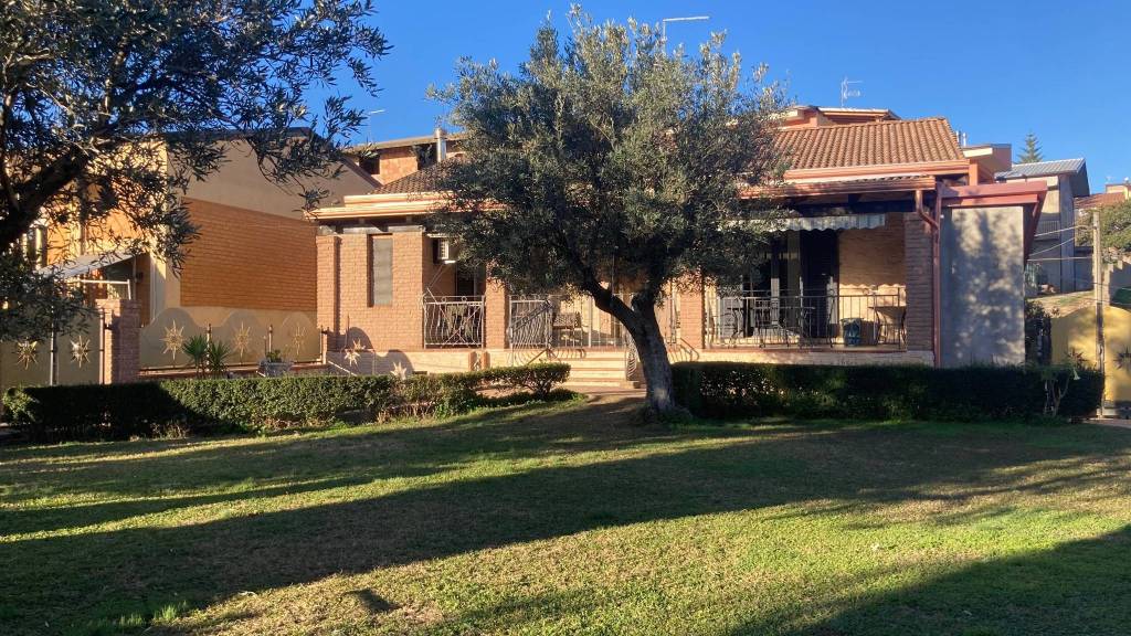 Villa in in vendita da privato a San Mauro Marchesato via Indipendenza, 61