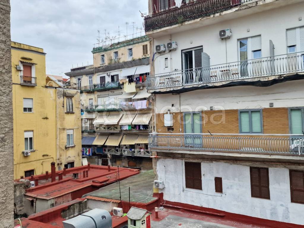 Appartamento in vendita a Napoli via Sant'Arcangelo a Baiano