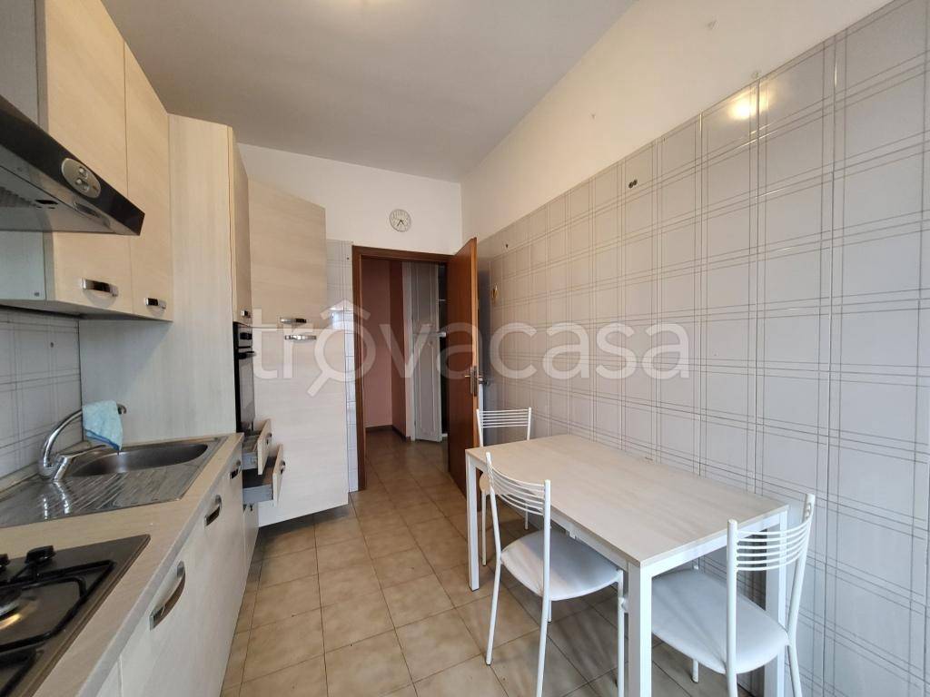Appartamento in vendita a Roma via Zaccaria Betti