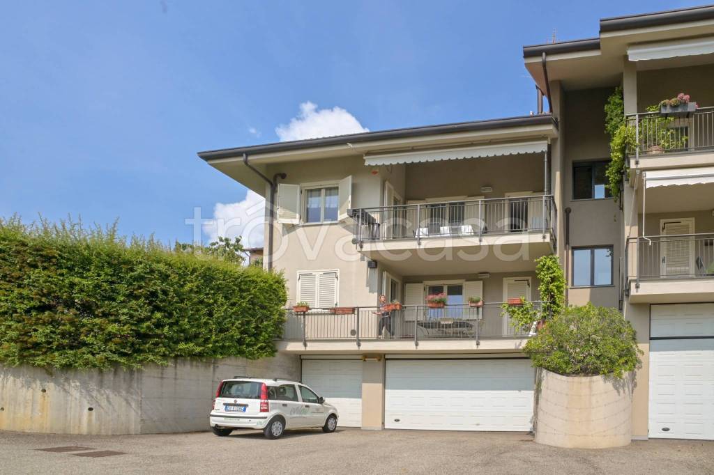 Appartamento in vendita a Pino Torinese via Roberto Biscaretti, 9