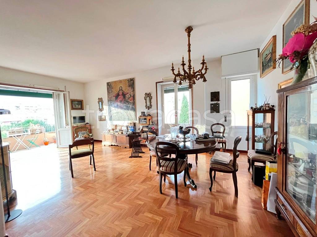 Appartamento in vendita a Roma largo Alfredo Oriani