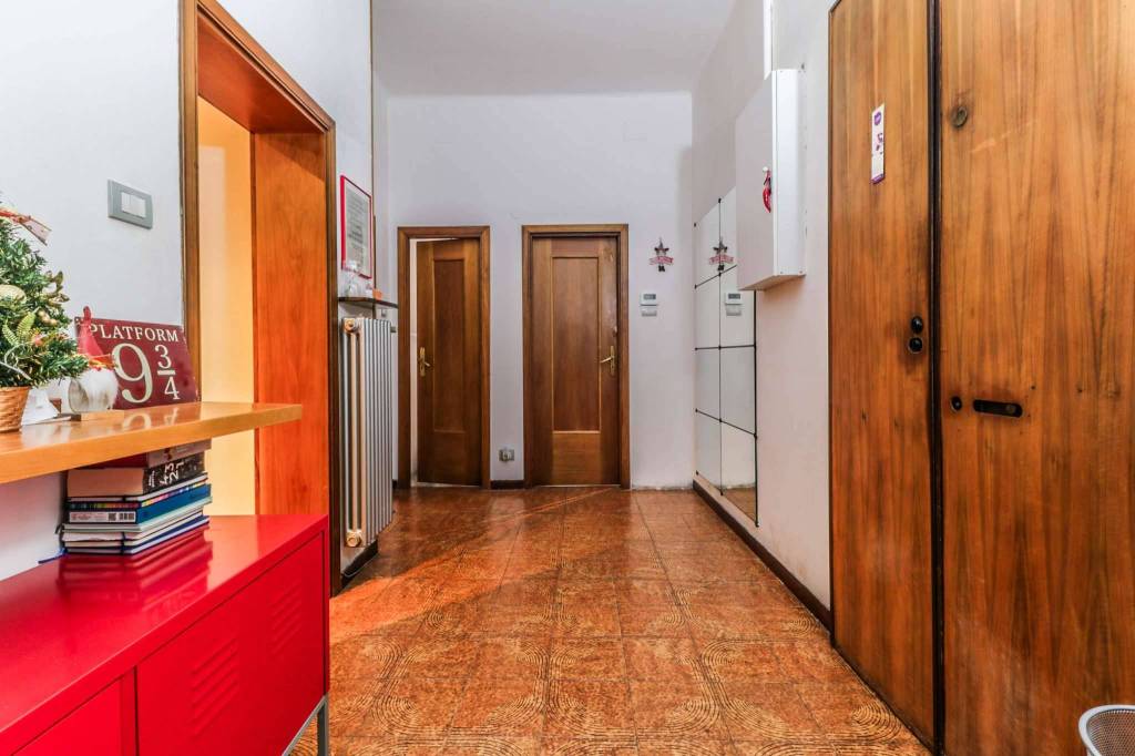 Appartamento in vendita a Bologna via Manfredi