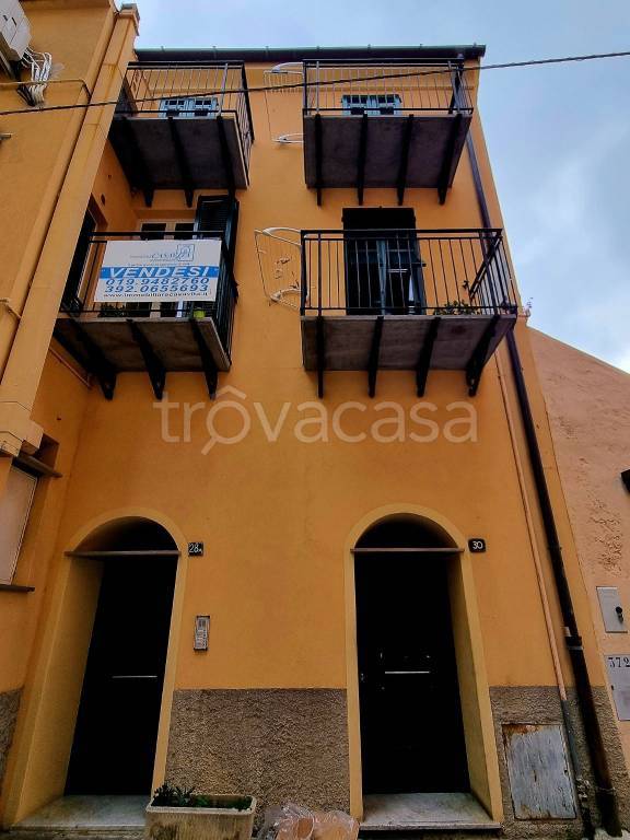 Appartamento in vendita a Spotorno via Camillo Benso di Cavour, 28