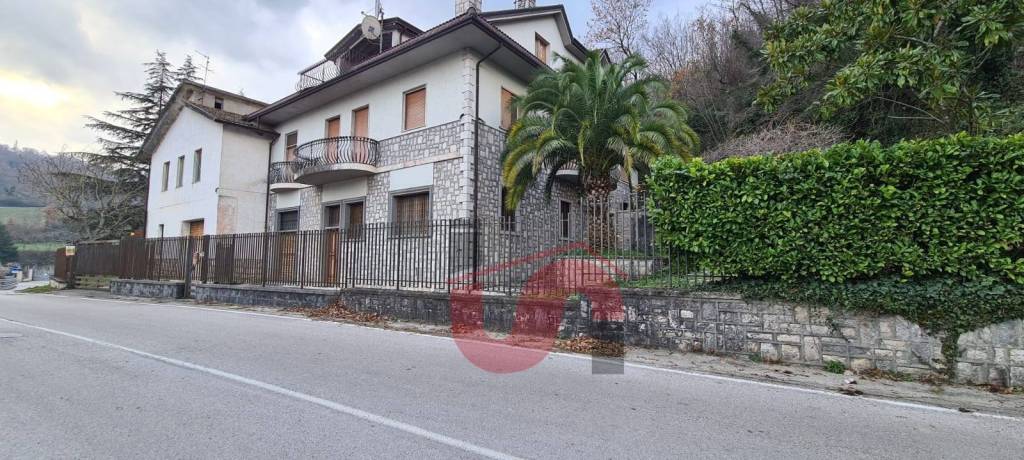 Villa in vendita a Cautano strada Provinciale Vitulanese I Tronco