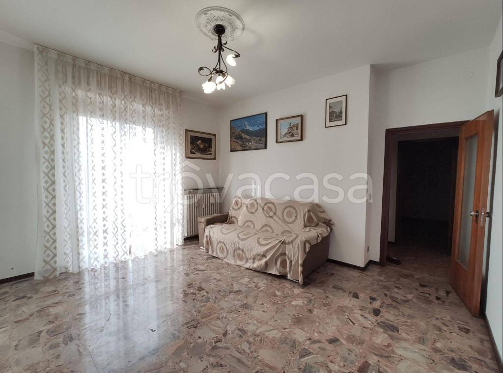 Appartamento in in vendita da privato a Parma viale Mentana, 92