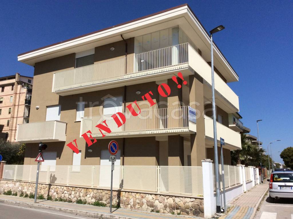 Appartamento in vendita a Grottammare via Ponza, 132